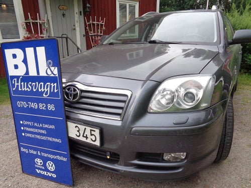 Toyota Avensis Kombi 2.2 D-CAT MKT VÄLHÅLLEN BIL/FULLSERV/FULLUTR/FINANS/INB