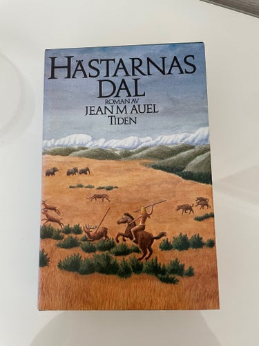 Hästarnas dal - Jean M. Auel - 1983