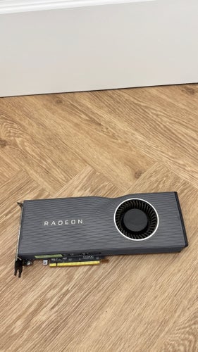 AMD Radeon Grafikkort RX 5700 XT referenskort