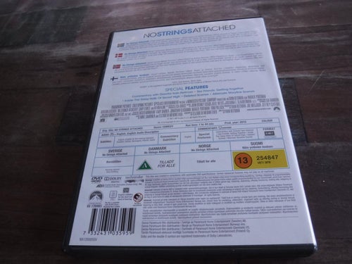 DVD No strings attached