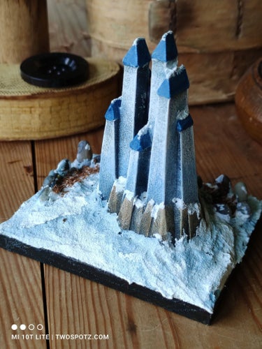 Fantasy Diorama - Sagoslott med växter