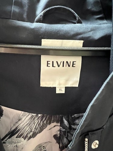 Elvine mörkblå jacka, storlek XL