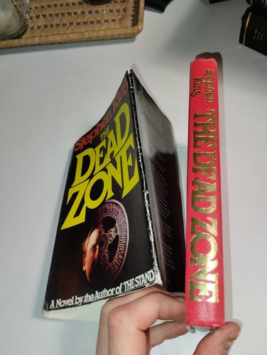 The dead zone fake-leather in scarce jacket?? Stephen King