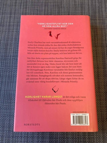 Lauren Weisberger - Härlighet vara längst