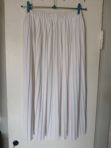 Vit pliserad kjol Stl:XL