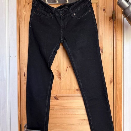 Levis stretchjeans svarta Slight Curve Low Rise Skinny 29 x 32"