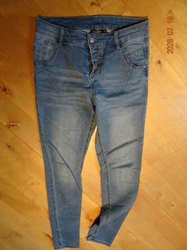KappAhl blåa jeans, storlek 34