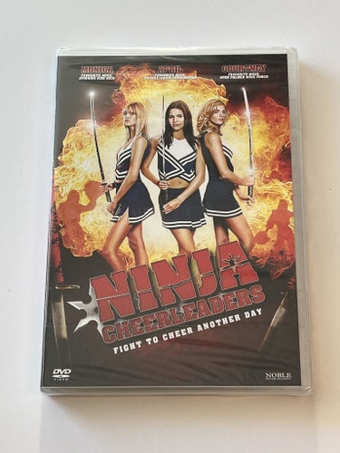 Ninja cheerleaders (Trishelle Cannatella & Ginny Weirick). Inplastad DVD