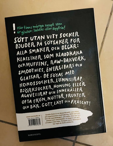 Sött utan socker av Emelie Holm, 2015