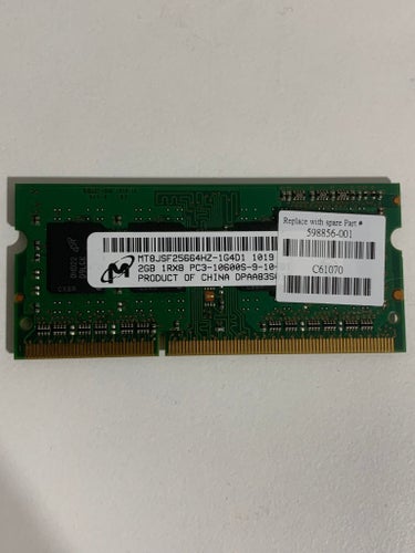 2 GB Micron (1x2GB) DDR3 SODIMM PC3-10600S 1333 MHz CL9 RAM MT8JSF25664HZ-1G4D1