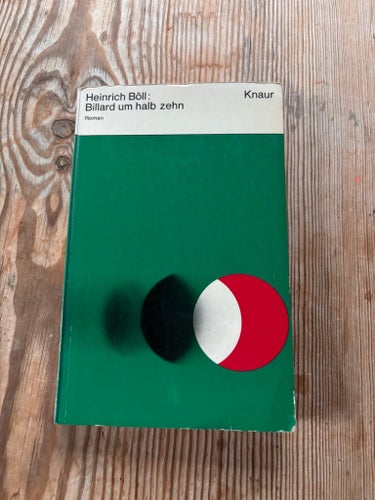Billard um halb zehn av Heinrich Böl
