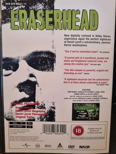 Eraserhead (1977) David Lynch med Jack Nance och Charlotte Stewart.