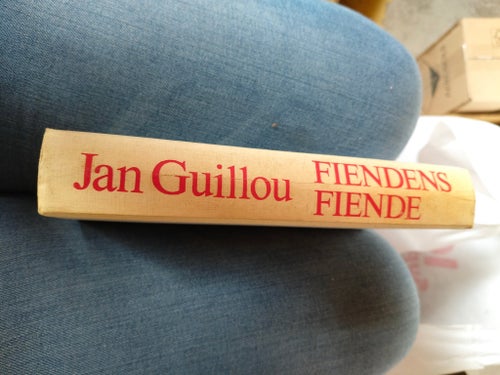 Fiendens fiende av Jan Guillou, 1989