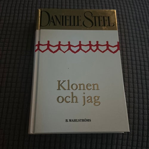 Danielle Steel - LOT 1 -4 📕 📚 -