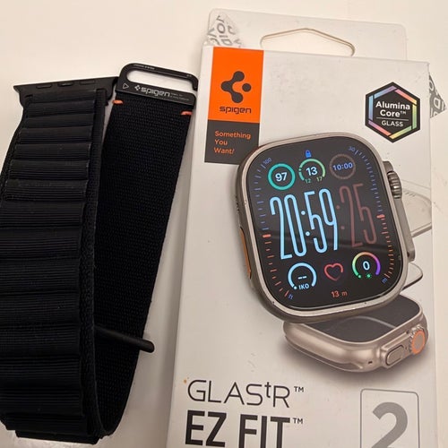 Apple Watch Ultra med tillbehör