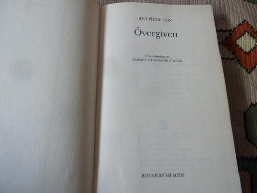 ÖVERGIVEN, J. COX, 1996,  BÖCKER