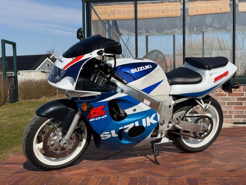 Suzuki GSX-R600 1998 (750 motor)