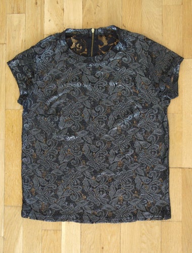 Blus i spetsimitation från Vero Moda, storlek S