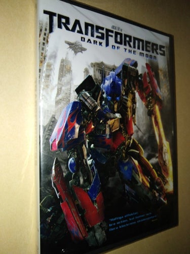 Transformers 3 - Dark of the moon av Michael Bay, Shia LaBeouf, Hugo Weavin. DVD
