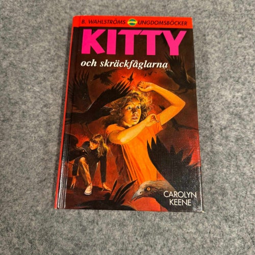 Carolyn Keene - Kitty och skräckfåglarna