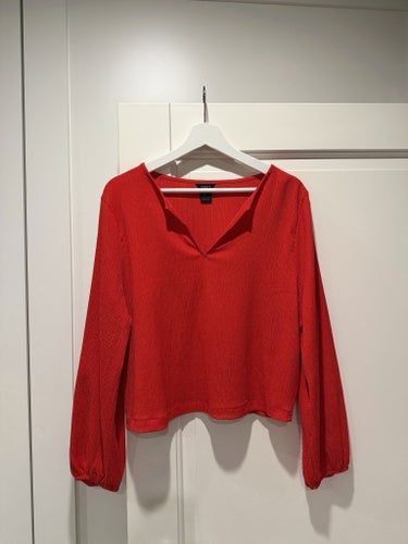 Blus/ Top / Tröja storlek 40/ Large