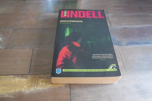 Orkestergraven, författare Unni Lindell