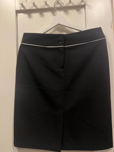 POURQUOI PAS svart kjol, storlek 40