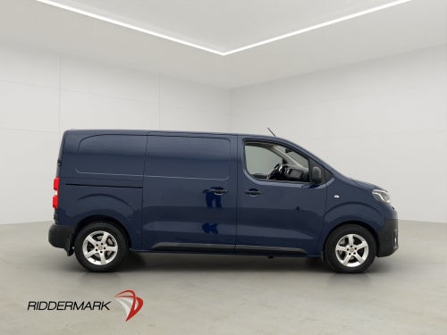 Toyota Proace 2.0D Ny-Kamrem Värmare HUD PDC Dragkrok
