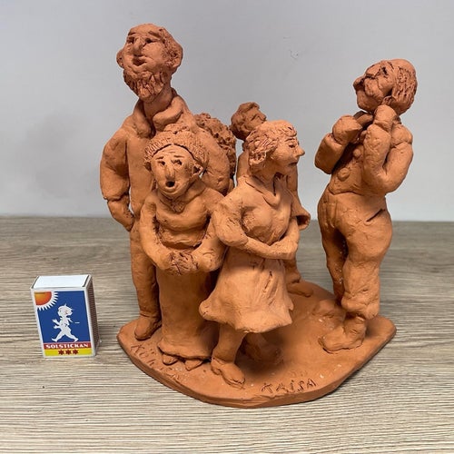 Keramikgrupp ” Kören”, en glädjespridare