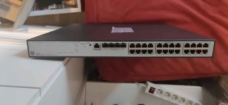 HP v1910 Switch med 24 portar med POE