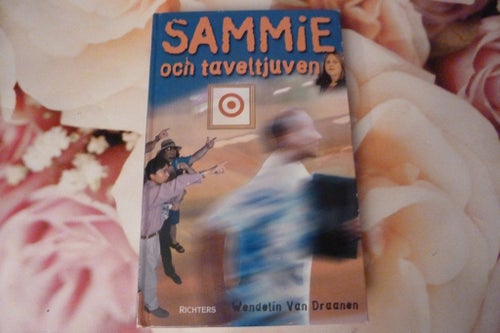SAMMIE OCH TAVELTJUVEN, WENDELIN VAN DRAANEN, BOK, 2004