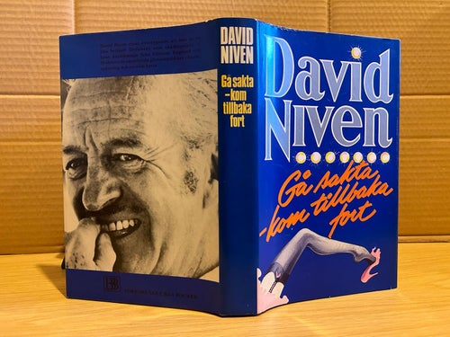 Gå sakta kom tillbaka fort av David Niven. Bok. Very Fine Plus
