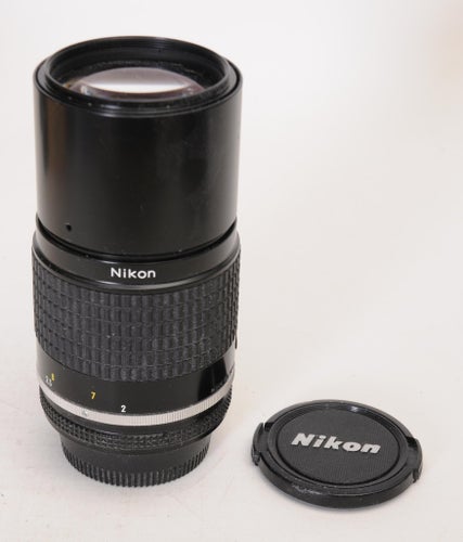 Nikon objektiv F 200/4