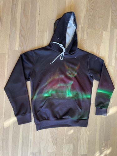 Munkjacka hoodie med räv och norrsken i storlek M