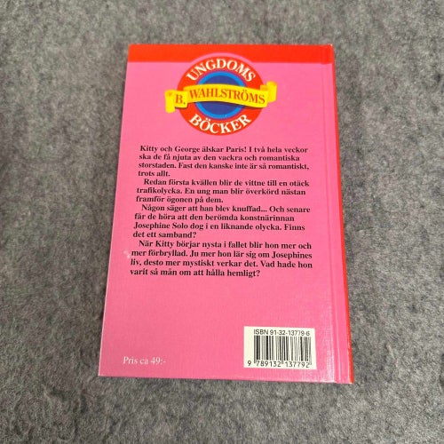 Carolyn Keene - Kitty och mysteriet i Paris