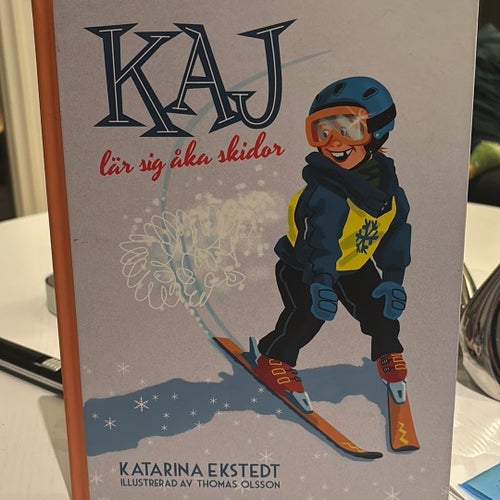 Kaj lär sig åka skidor av Katarina Ekstedt
