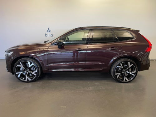 Volvo XC60 T6 Plus Dark Nordic Edition/ Panorama/ 360 kamera/ Navigation/Harman