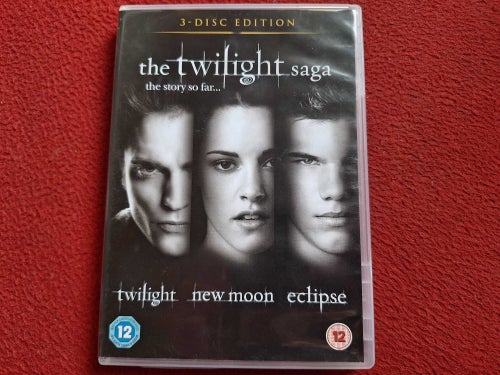 THE TWILIGHT SAGA - TWILIGHT / NEW MOON / ECLIPSE - LAGERRENSNING 1 KR - BOX DVD