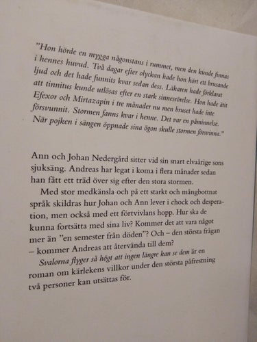 Svalorna flyger så högt att ingen längre kan se dem av Åke Edwardson, bok Very F