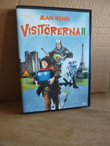 Visitörerna 2, där medeltiden återigen krockar med nutiden i en galen fart!