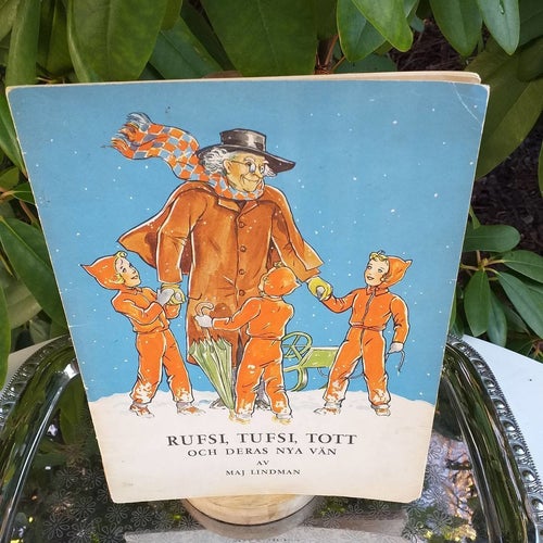 Rufsi Tufsi Tott barnbok av Maj Lindman vackra illustrationer 1946