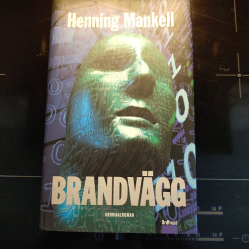Brandvägg av Henning Mankell