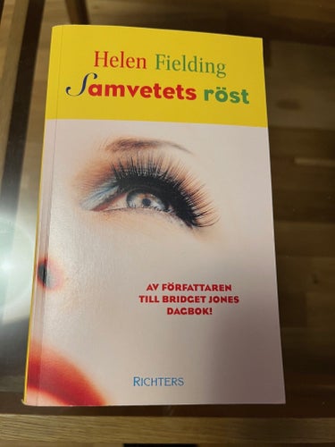 Samvetets röst av Helen Fielding, 2002