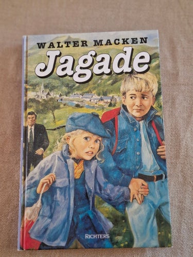 Jagade av Walter Macken, 1987 Inbunden Mycket gott skick.