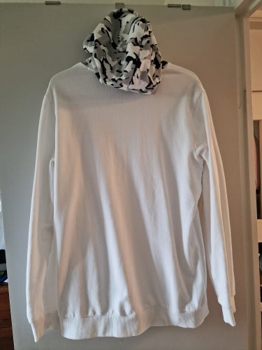 Puma vit hoodie, stl M