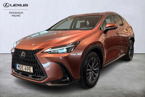 Lexus NX 450h+ Business Plus AWD 309hk Drag P-värm Navi Keyless