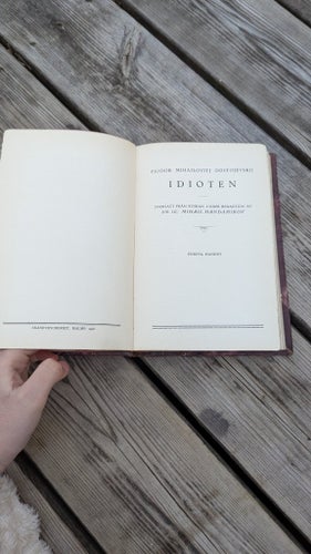 Idioten av Fjodor Mihailovitj Dostojevskij, 1928