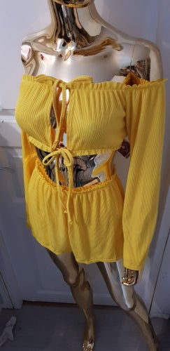 Ny Boohoo set topp & shorts strl S med lapp!