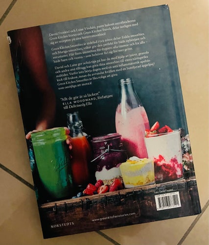 Green Kitchen Smoothies av David Frenkiel & Luise Vindahl