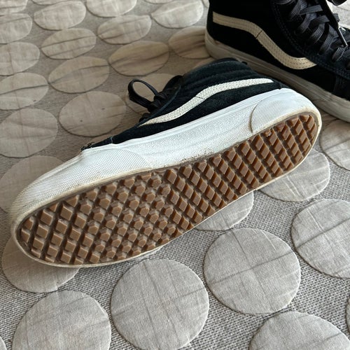 Vans Sk8-Hi MTE-1 Svart Fritidsskor Storlek 38.5